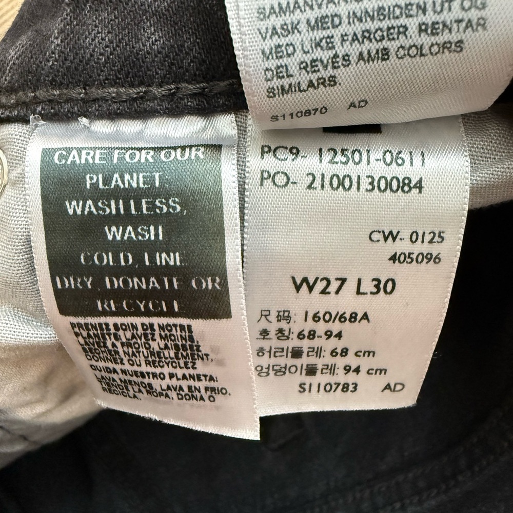 NWT Levi’s Women’s 501 Original Jeans – La La Levis – Size 27 - Picture 6 of 8